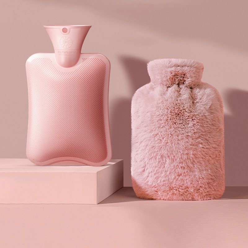 Hot water bottle 