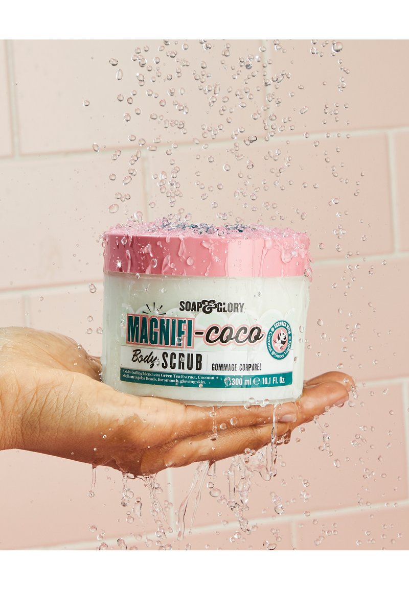 soap and glory Magnifi-Coco Buff And Ready Exfoliating Coconut Body Scrub300ml