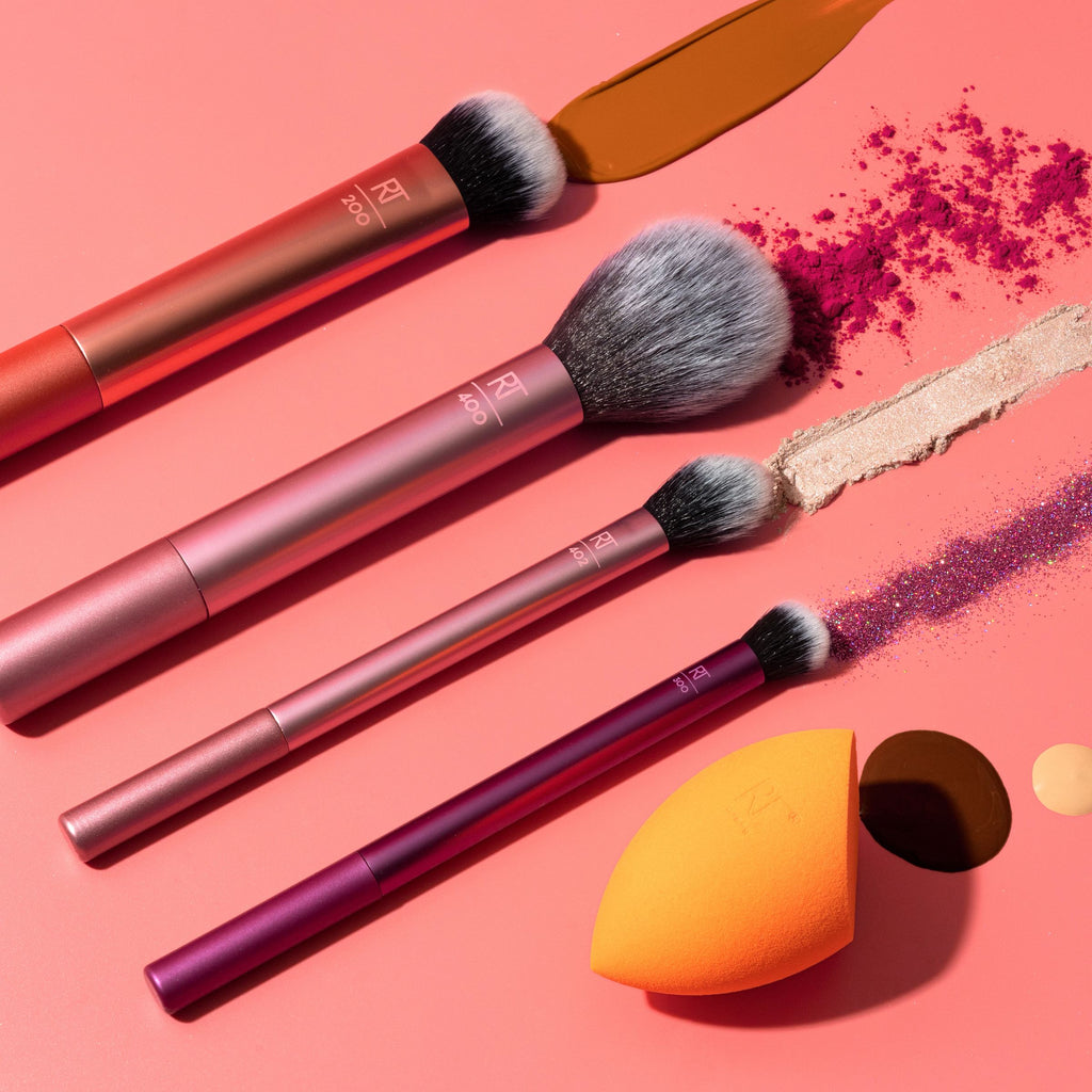 Real Techniques 5 Piece Everyday Essentials Makeup Brush Set,