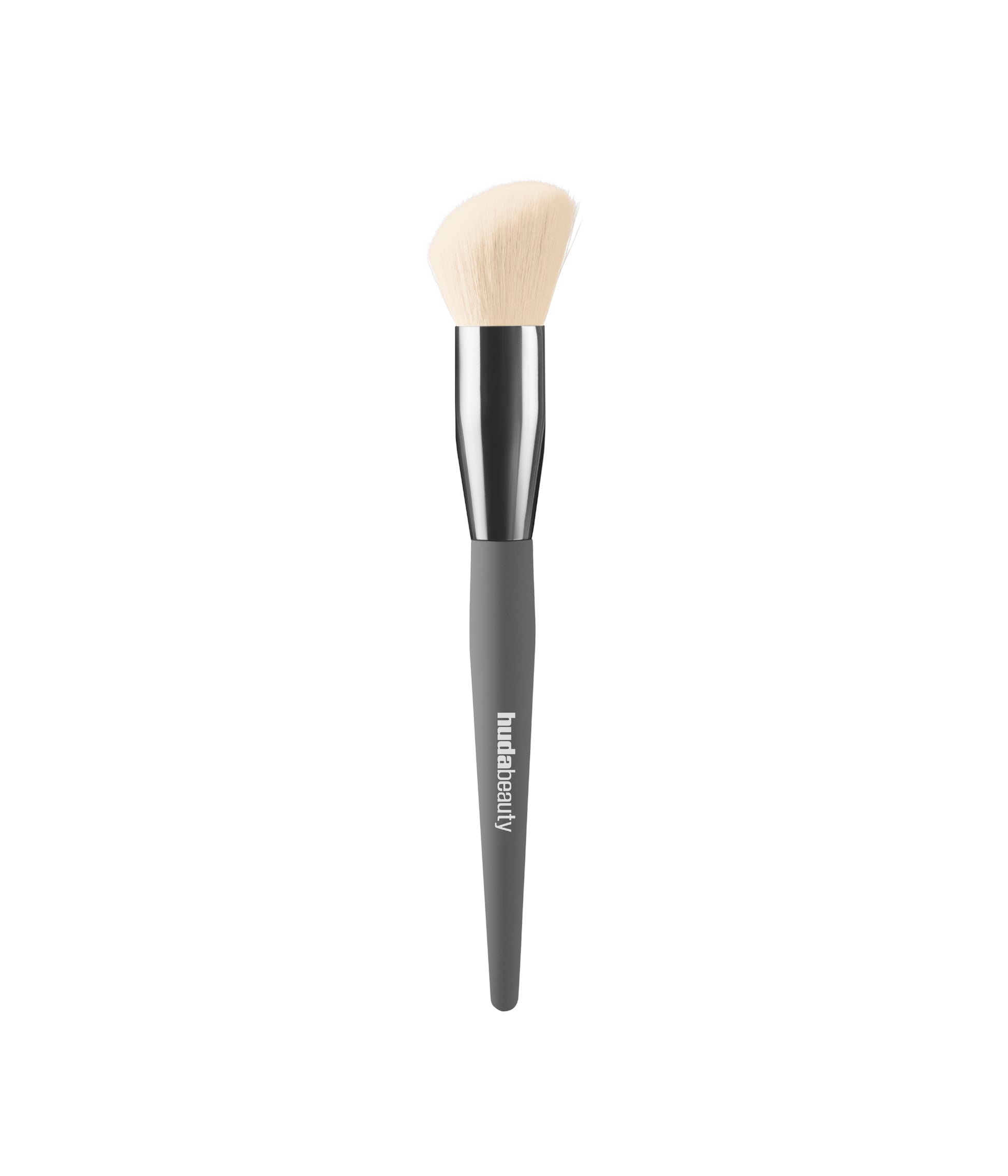 Huda beauty- diffusing cheek brush